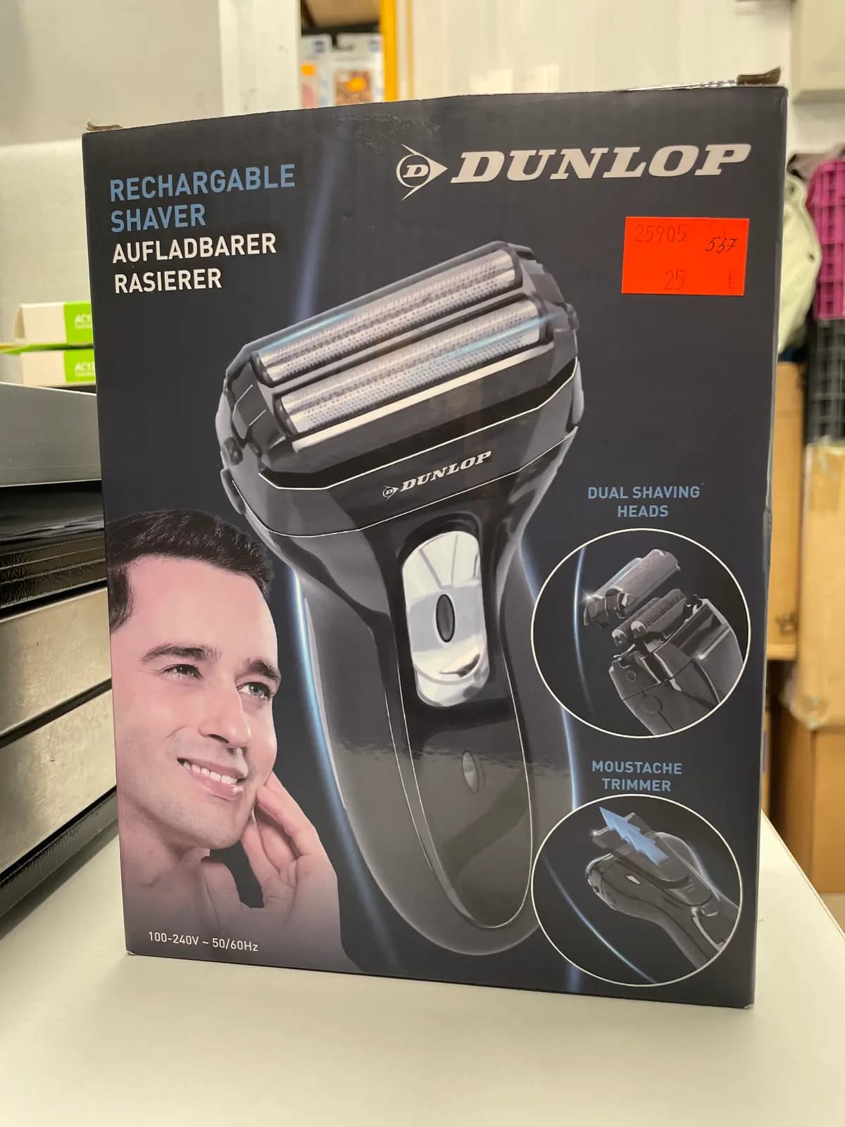 Dunlop rechargeable shaver