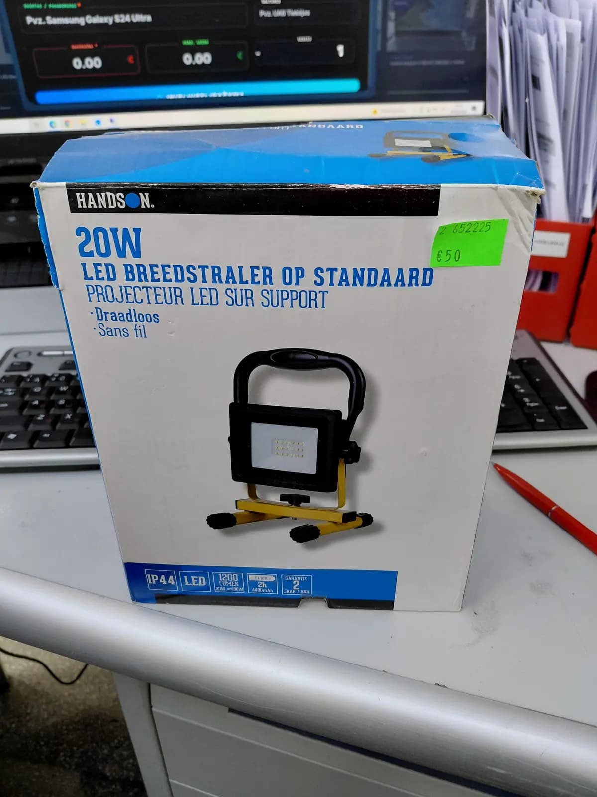 Led Breedstaler op standaard