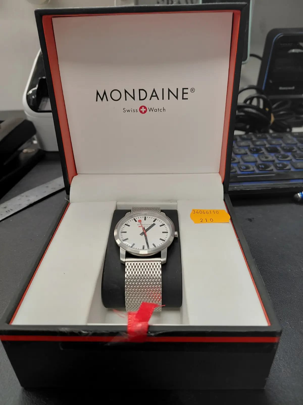 Laikrodis Mondaine