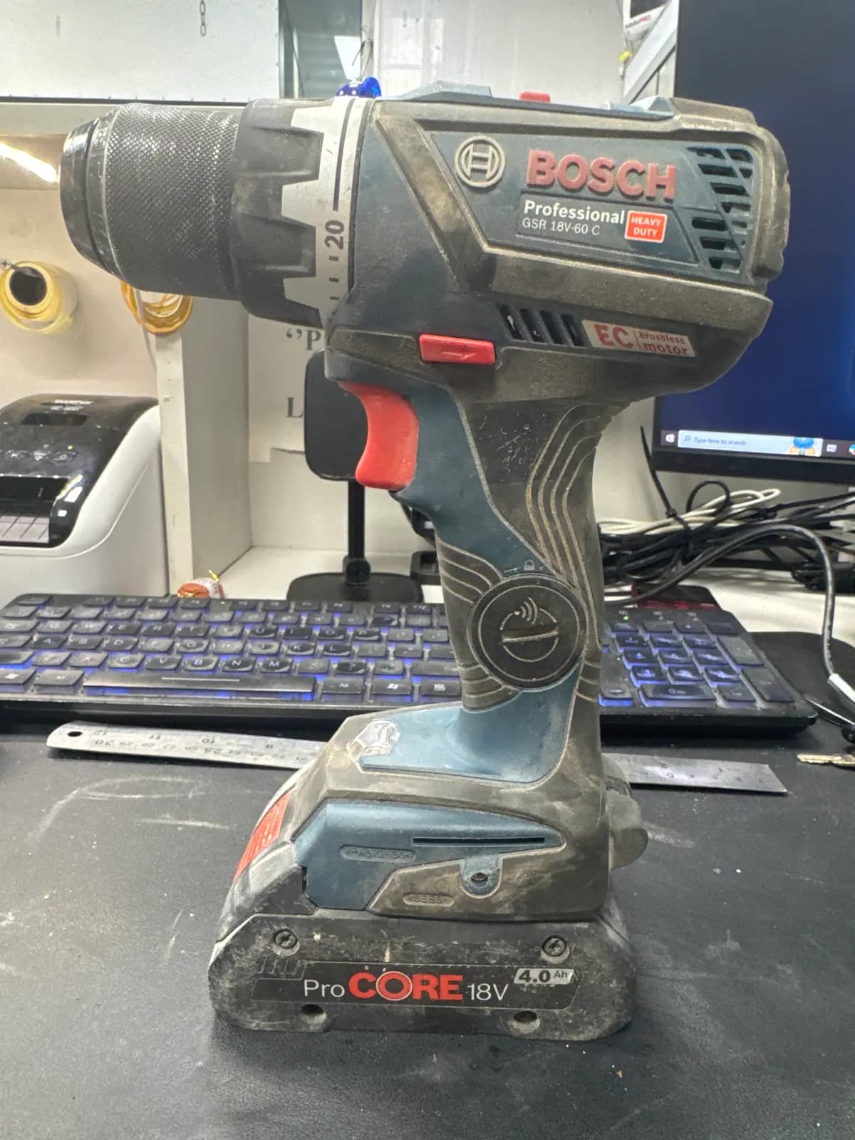 Bosh gsr 18v60c 4.0ah