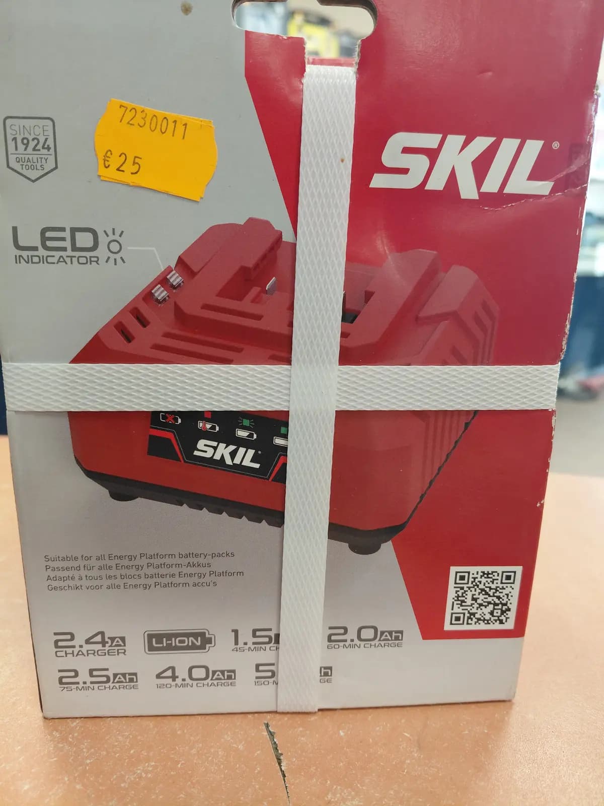 SKIL 20V charger