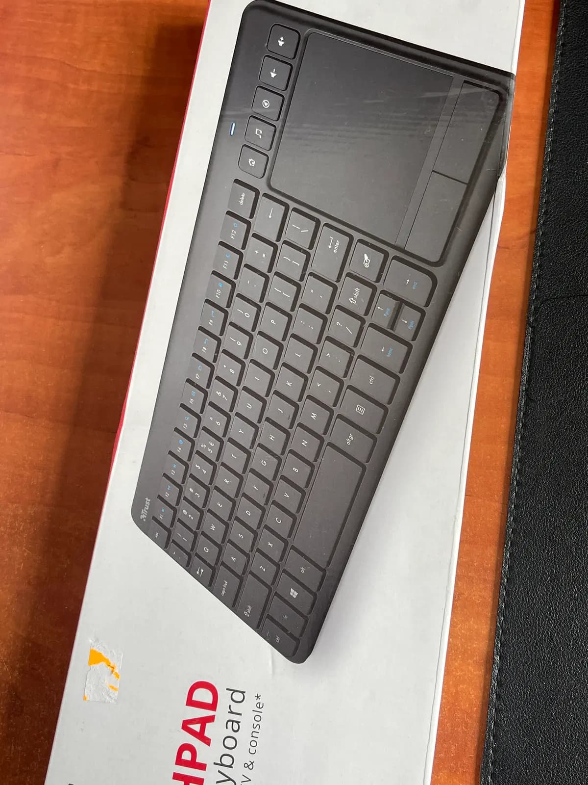 KEYBOARD WRL TRUST