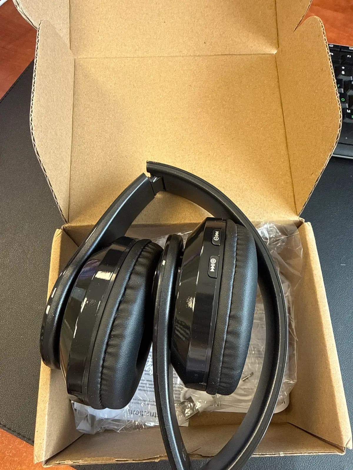 ausines stereo blth