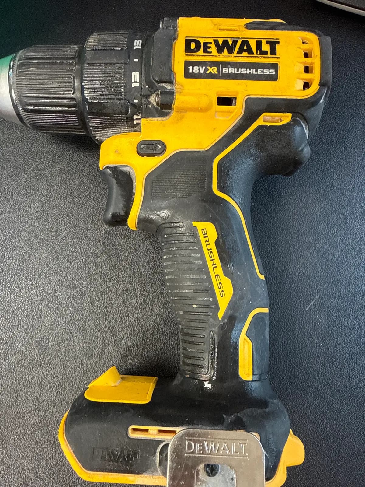 Akumuliatorinis grezituvas DEWalt 18v,be akum