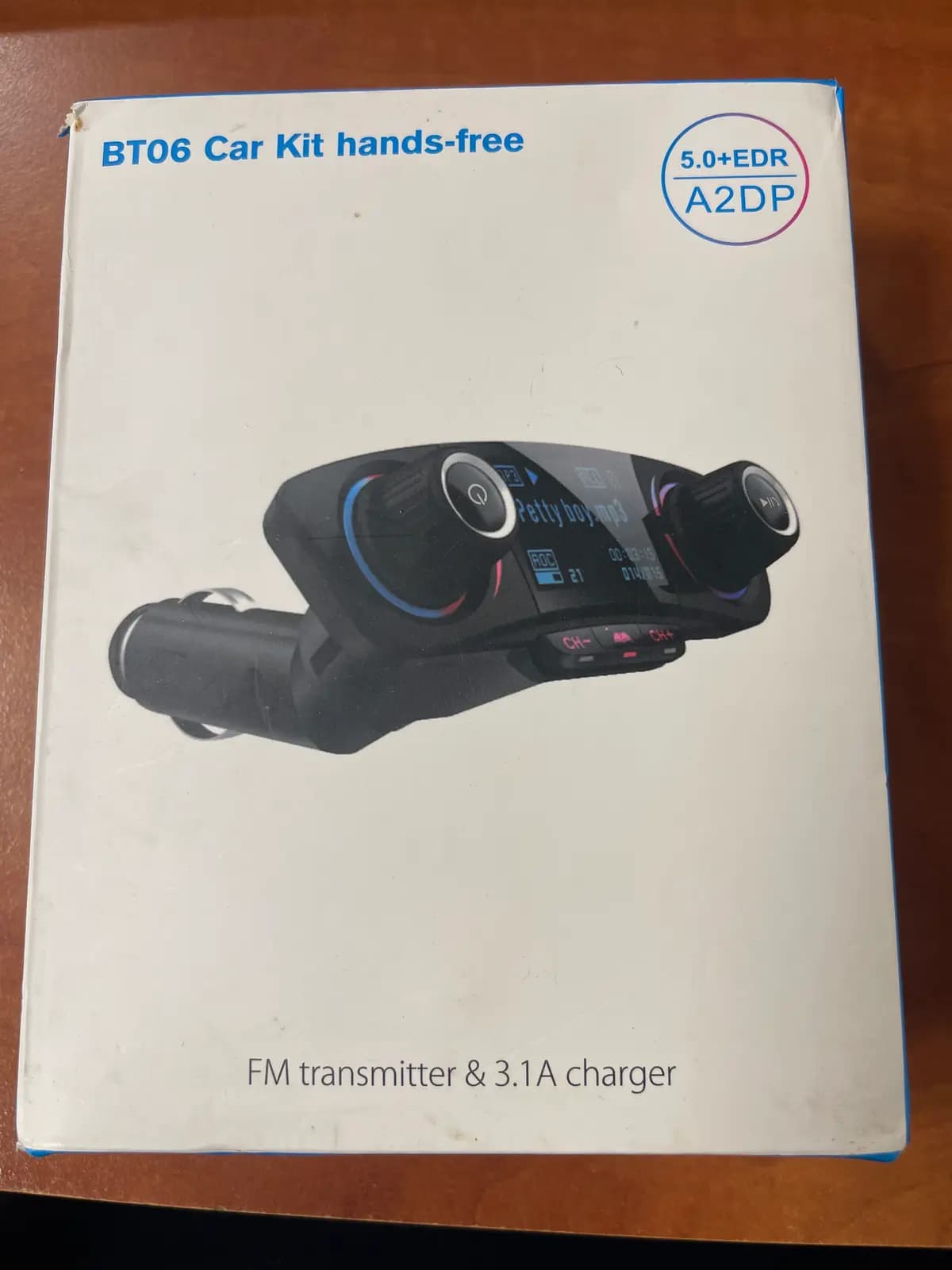 BT06 automobilinis FM moduliatorius, „Bluetooth“, LED ekranas, juodas